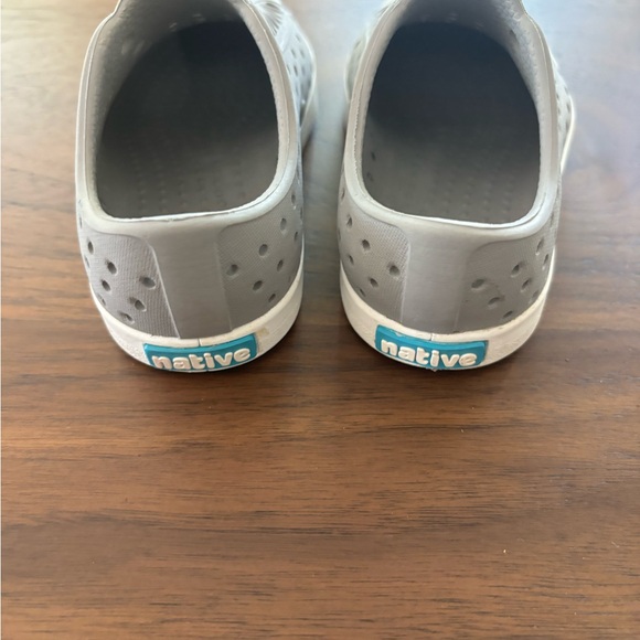 Native Jefferson Toddler Shoes - Picture 3 of 4